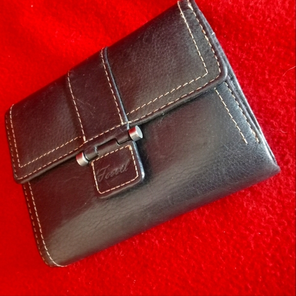 Wallet - Picture 2 of 3